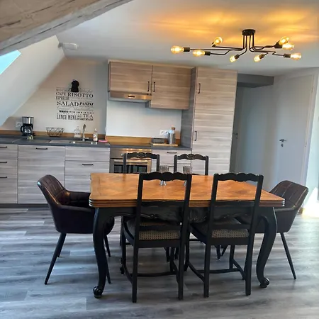 Mesnil Montrivaut Apartment Vievigne Room photo