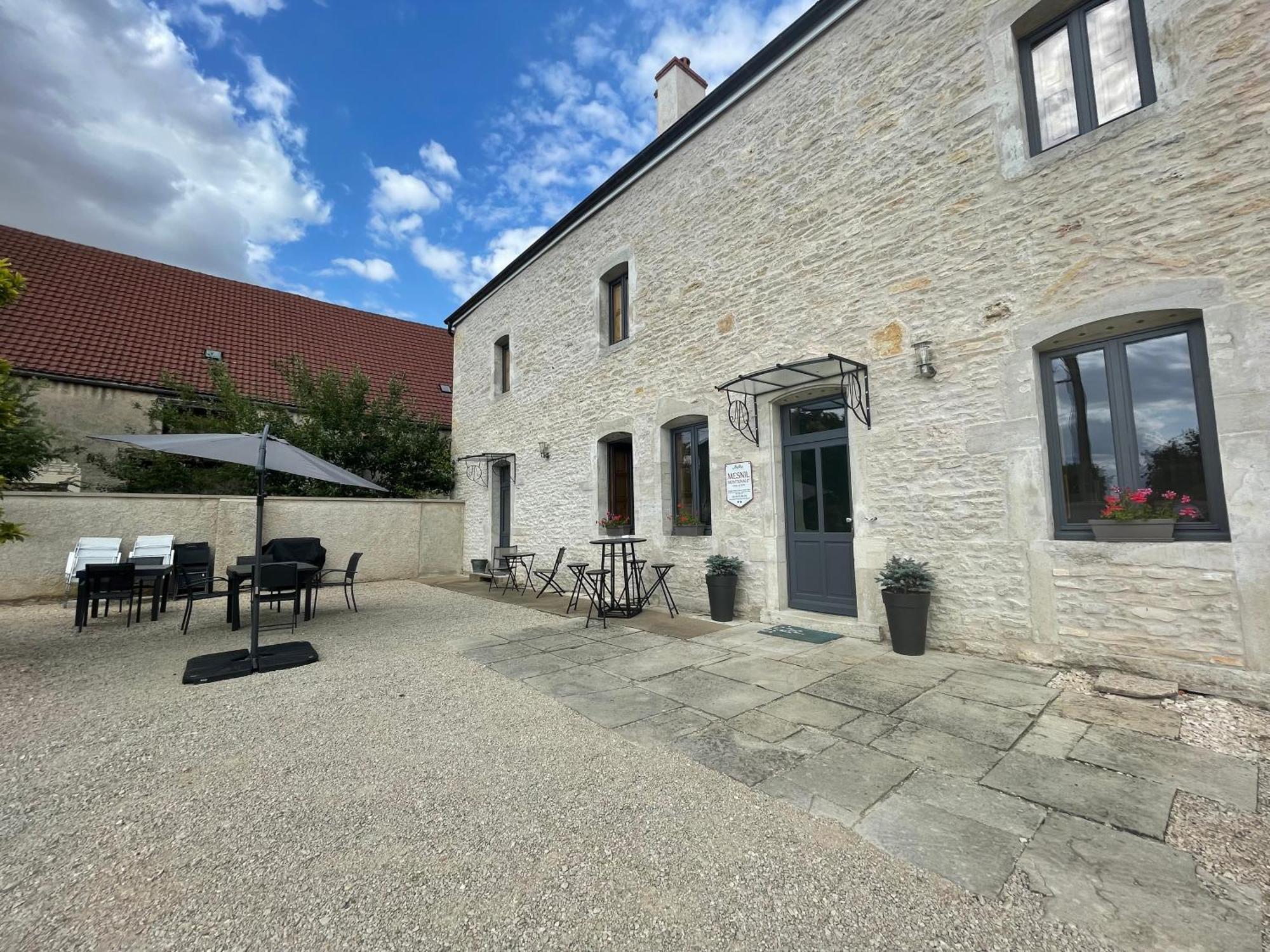 Apartment Mesnil Montrivaut *