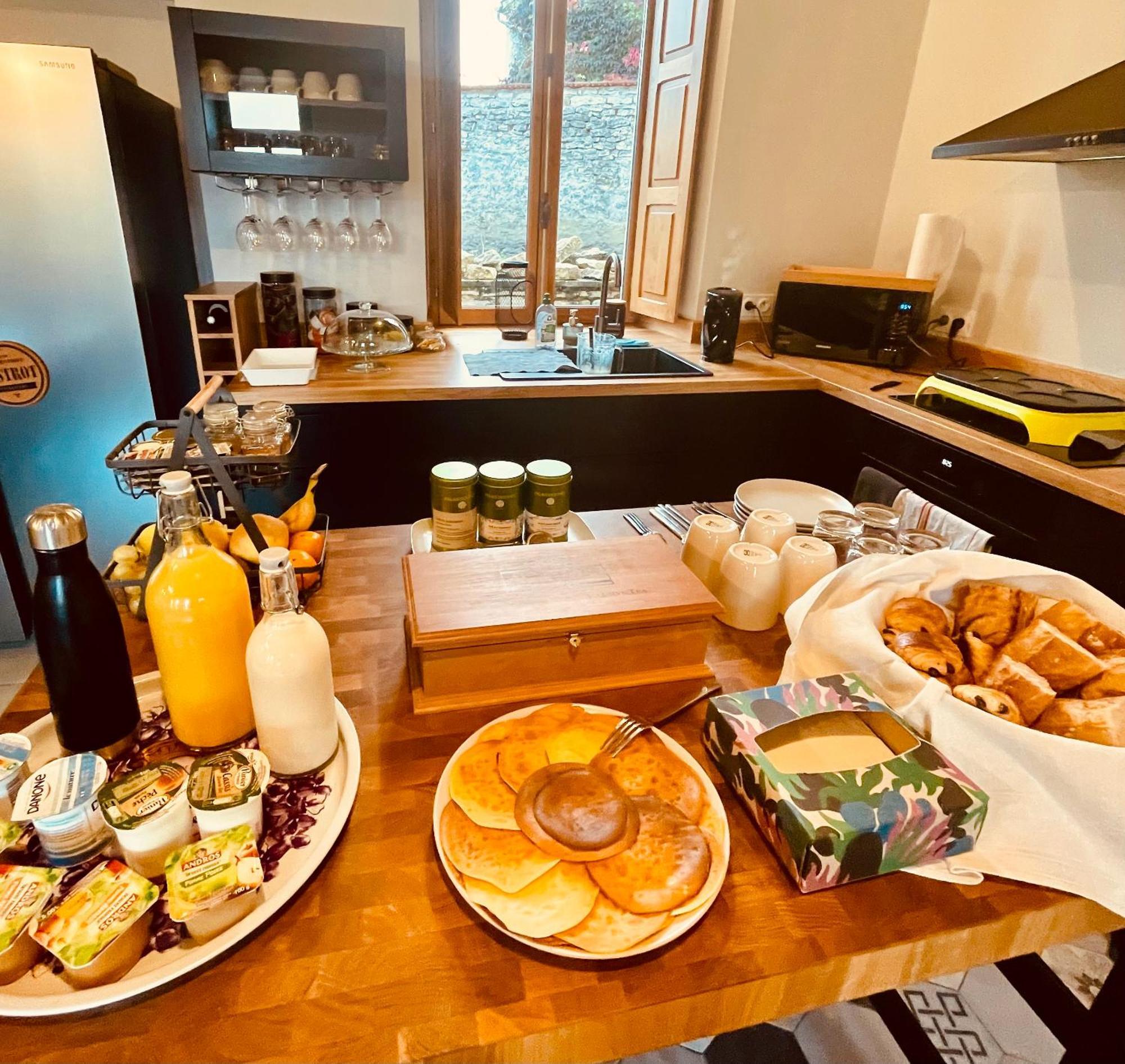 Apartment Mesnil Montrivaut *