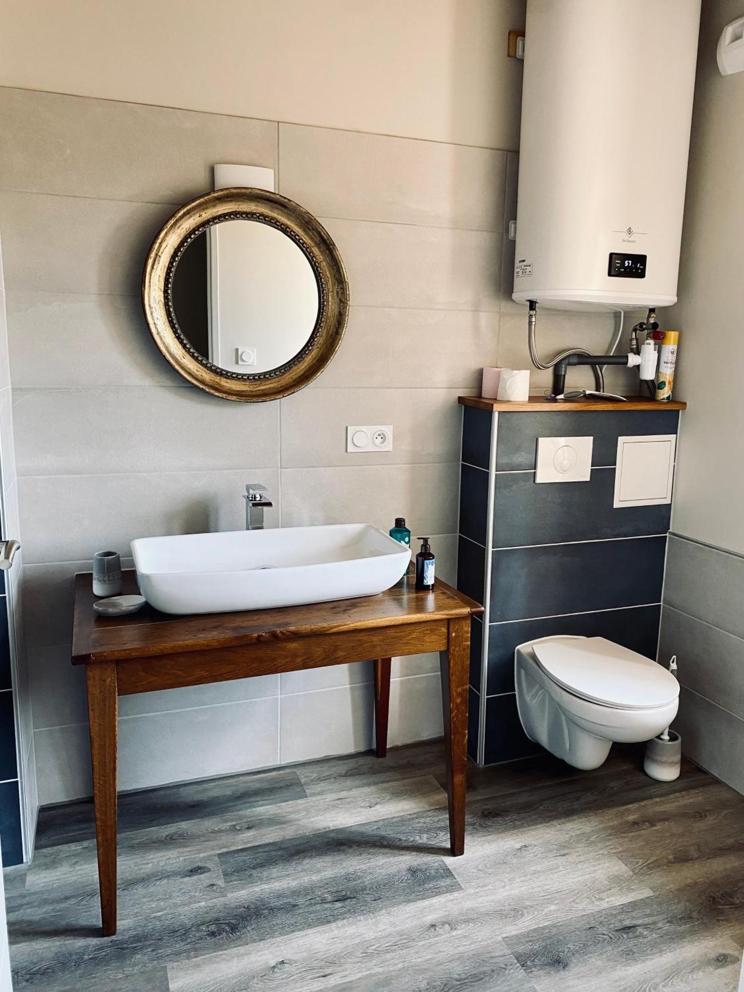 Apartment Mesnil Montrivaut
