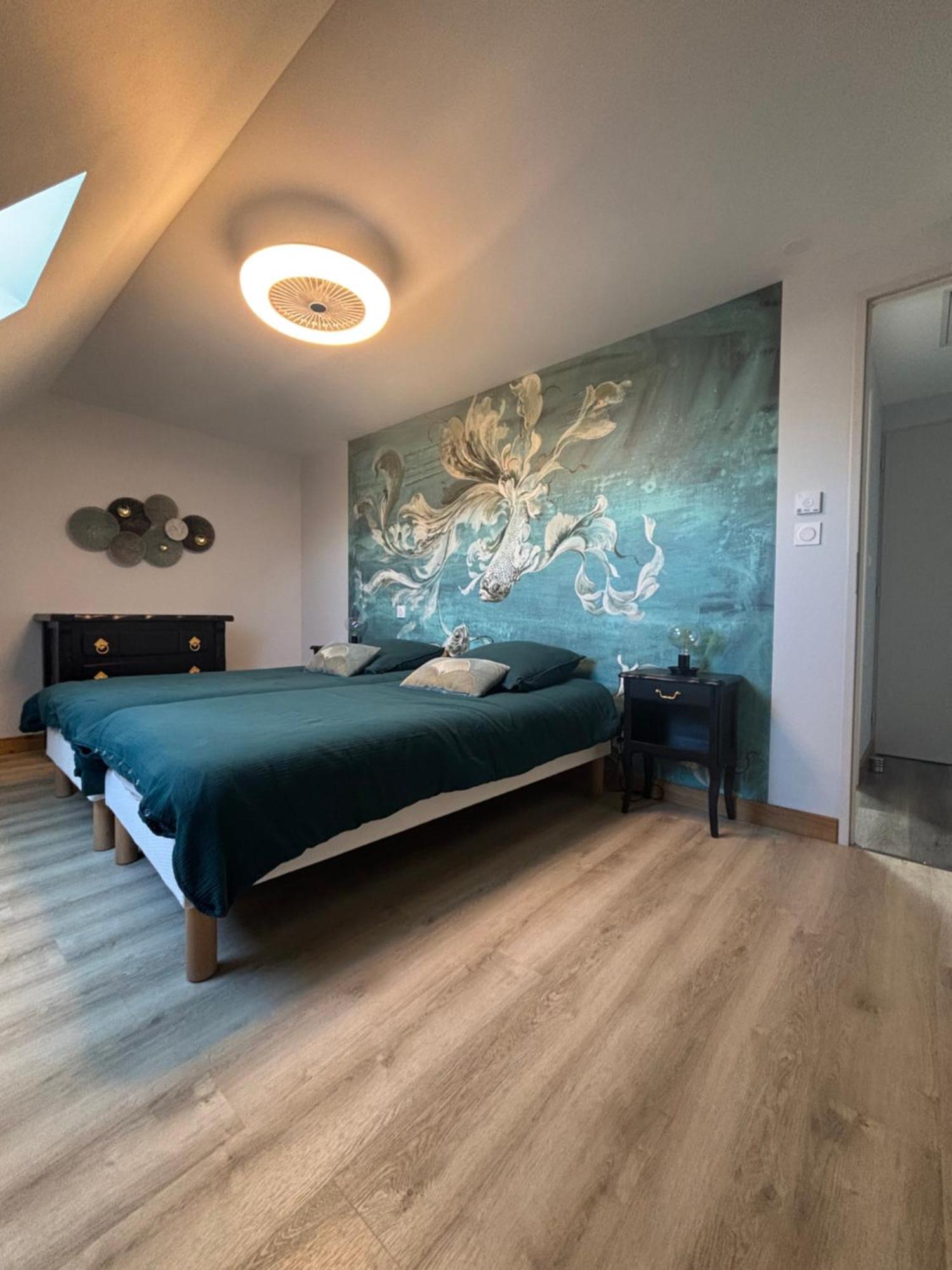Mesnil Montrivaut Apartment
